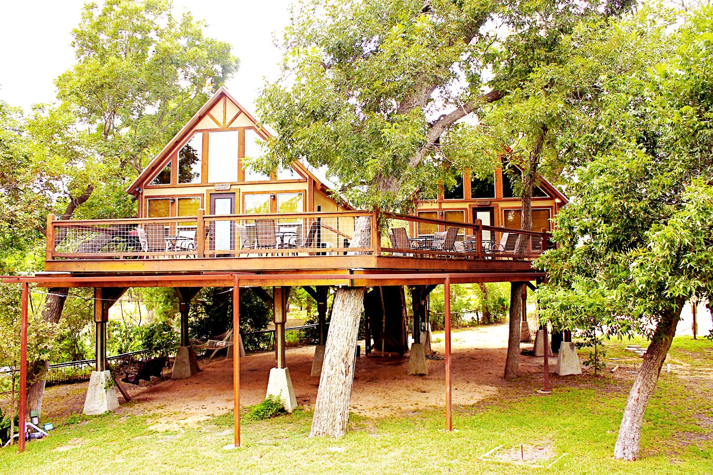 Tree Houses (Seguin, Texas, United States)