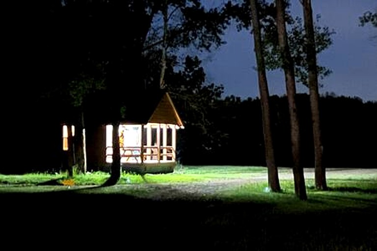 Cabins (United States of America, Belfast, Maine)