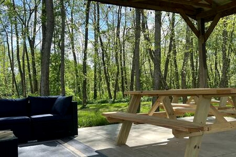 Cabins (United States of America, Belfast, Maine)