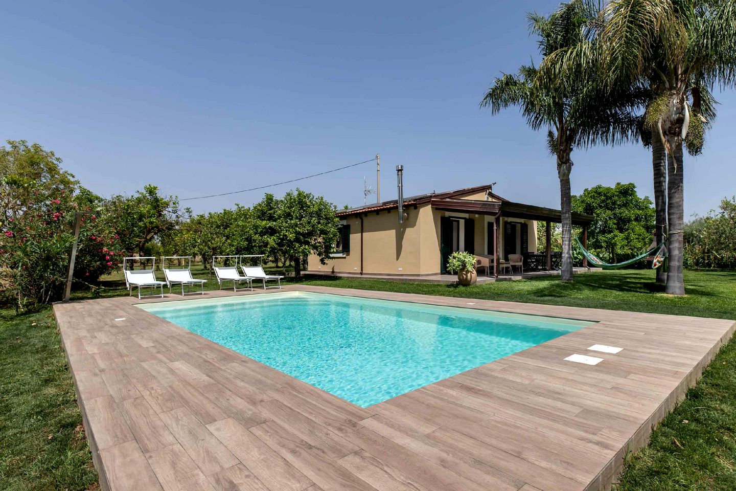 Sustainable Eco-Friendly Villa Close to the Beach Perfect for Family Escapes in Lido di Noto, Sicily