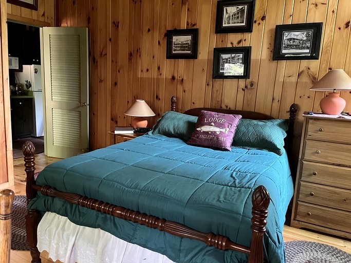 Vacation Rentals (United States of America, Webb, New York)