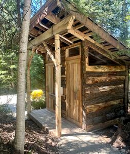 Safari Tents (Canada, Columbia-Shuswap, British Columbia)