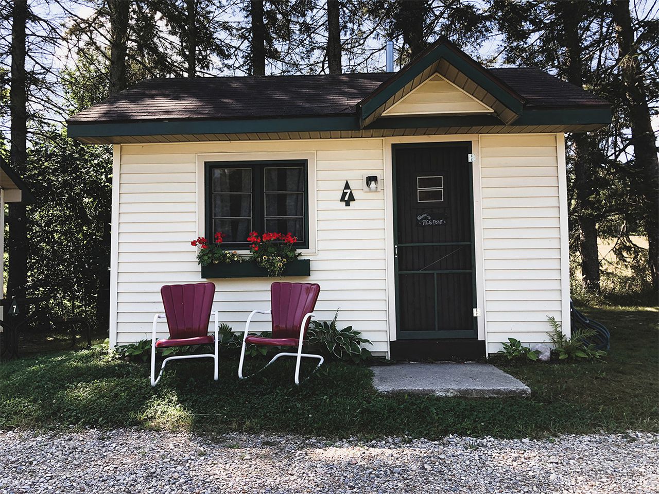Cabins (United States of America, Cadillac, Michigan)