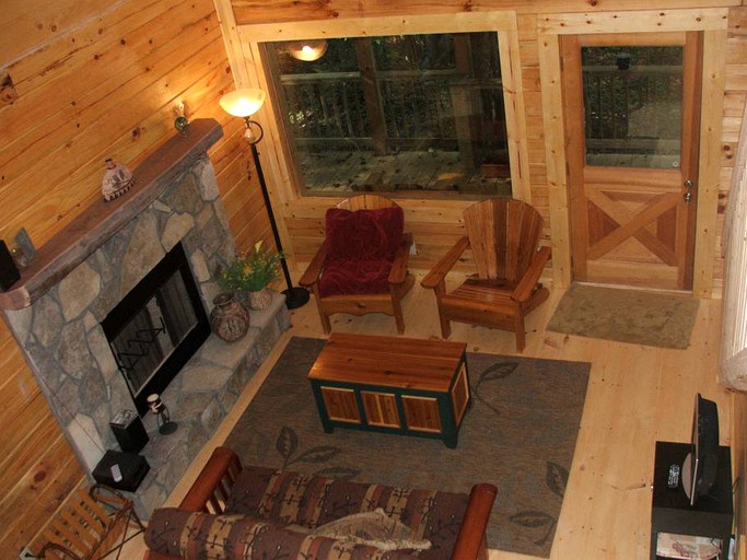 Log Cabins (Robbinsville, North Carolina, United States)