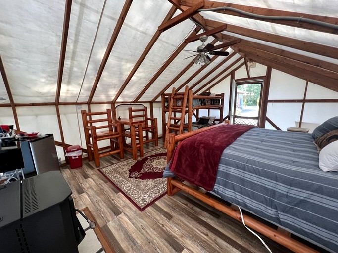 Safari Tents (United States of America, Belfair, Washington)