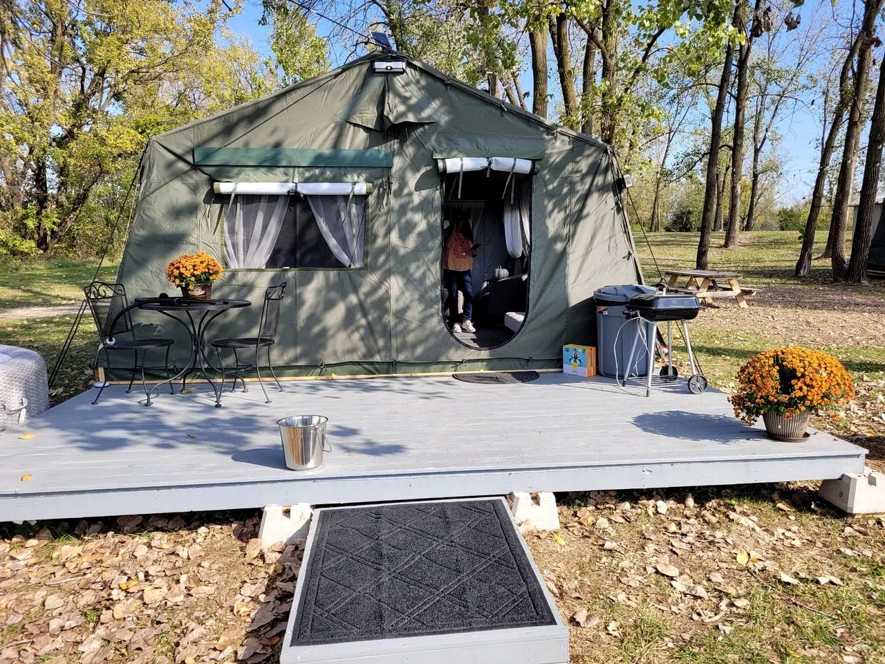 Charming and Pet Friendly Glamping Tent in Central Illinois, Perfect for a Weekend Escape in Nature