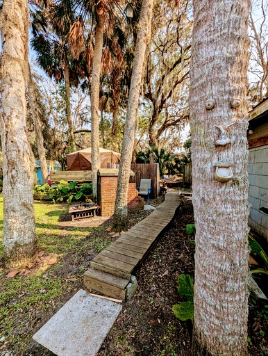 Bell Tents (United States of America, Seville, Florida)