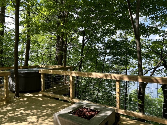 Tree Houses (United States of America, Penn Yan, New York)