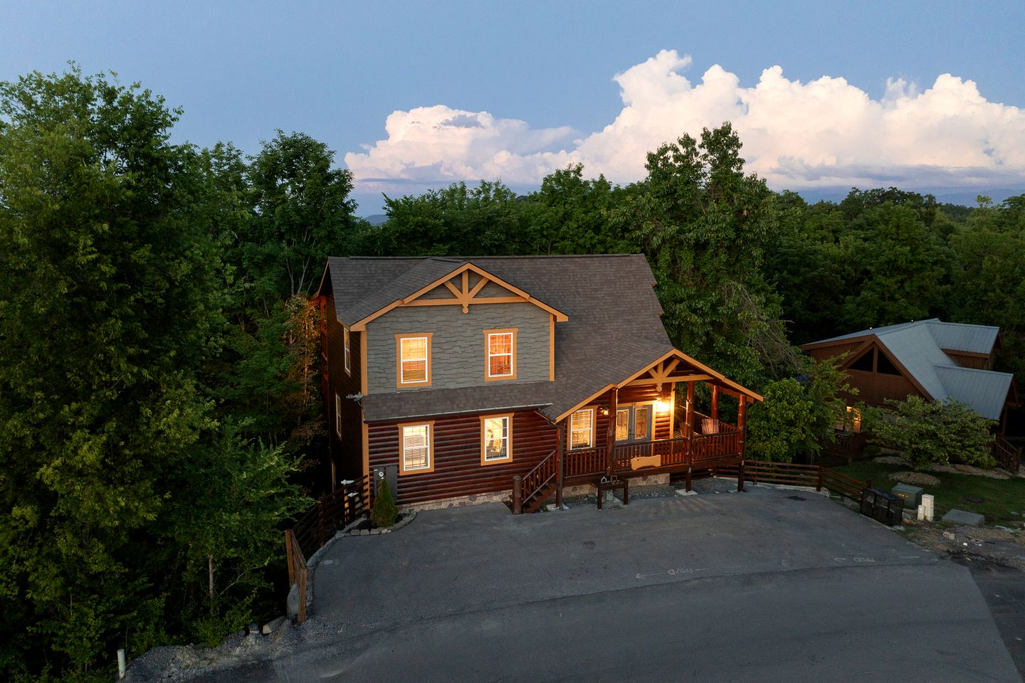 Cabins (United States of America, Pigeon Forge, Tennessee)