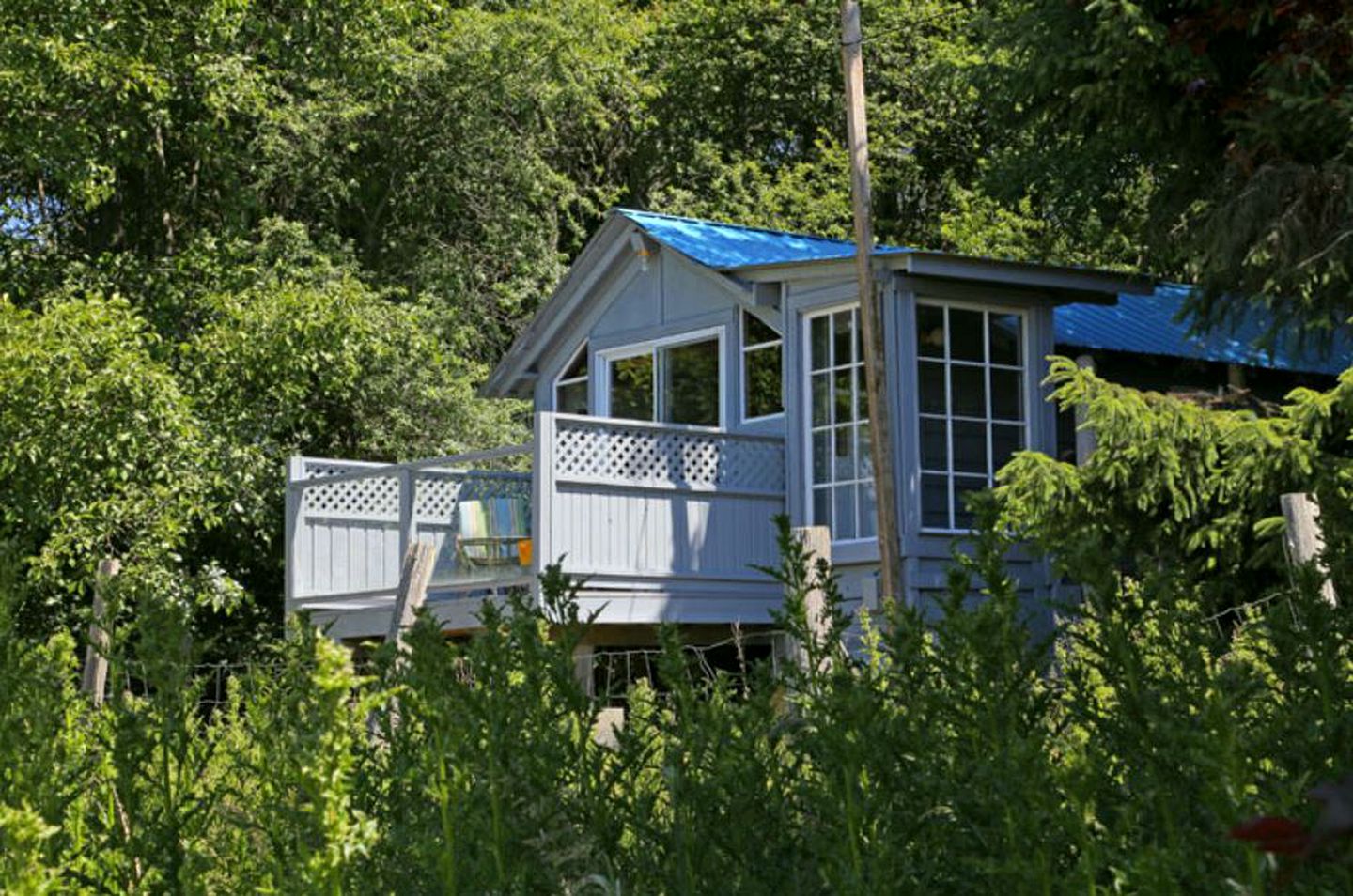 Cabins (Sooke, British Columbia, Canada)