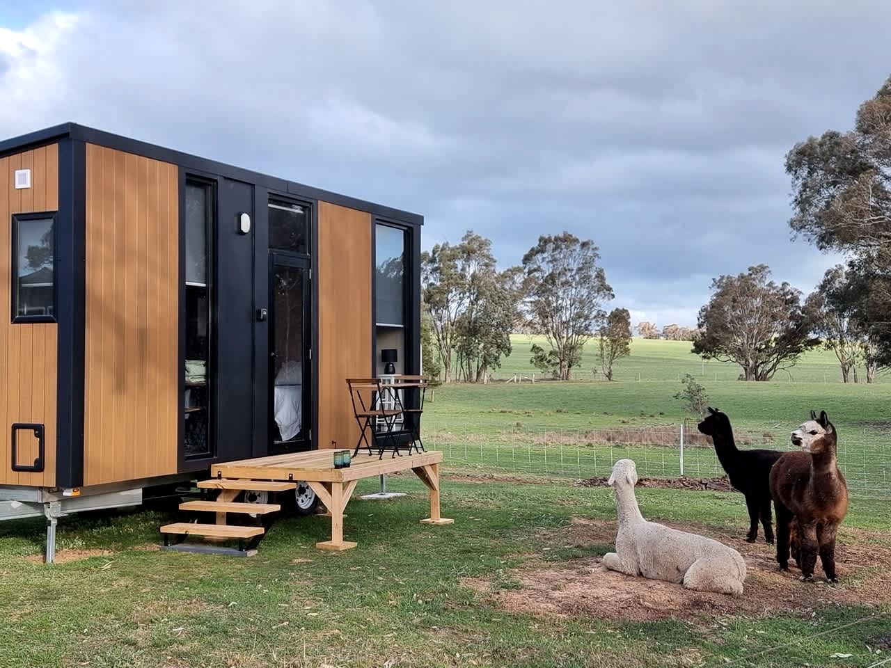 Cozy Secluded Tiny House in Arahat, Victoria