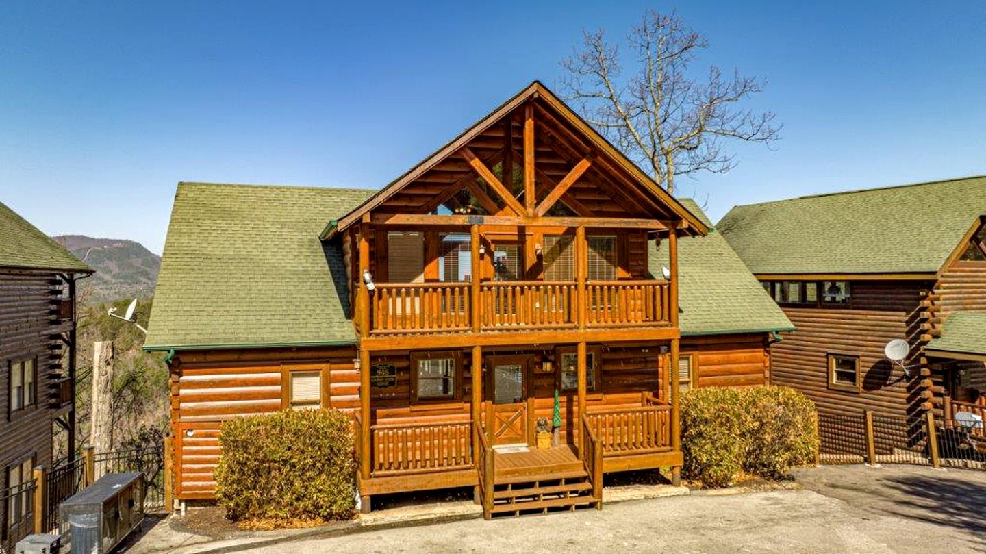 Unplug and Reconnect in this Charming Sevierville Cabin Rental in Tennessee
