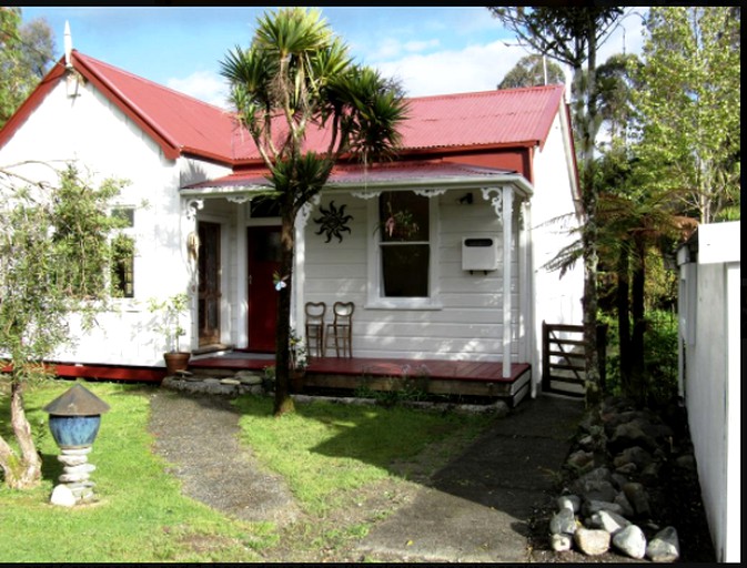 Villas (Kumara, South Island, New Zealand)