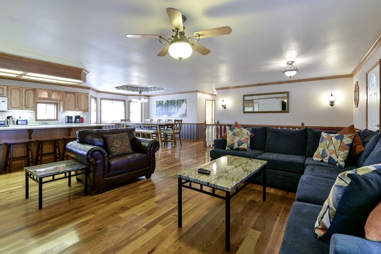 Cabins (United States of America, Branson, Missouri)