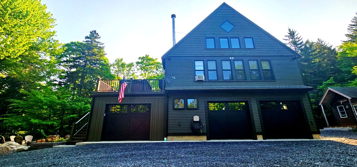 Cabins (United States of America, Beaver Cove, Maine)