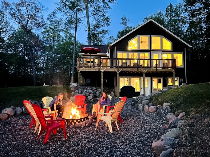 Cabins (United States of America, Stone Lake, Wisconsin)