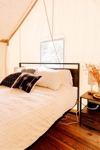 Safari Tents (United States of America, Island Park, Idaho)