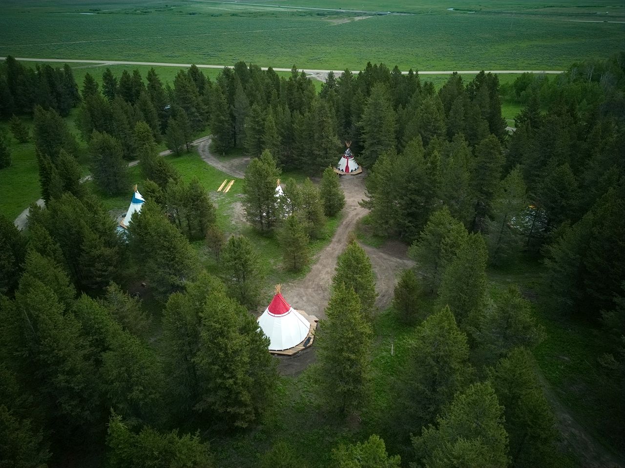 Spacious Tipi for the Perfect Family Escape near Yellowstone National Park in Island Park, Idaho