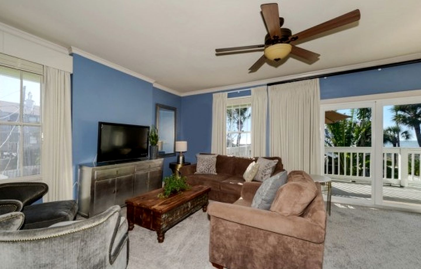 Nature Lodges (Indian Rocks Beach, Florida, United States)