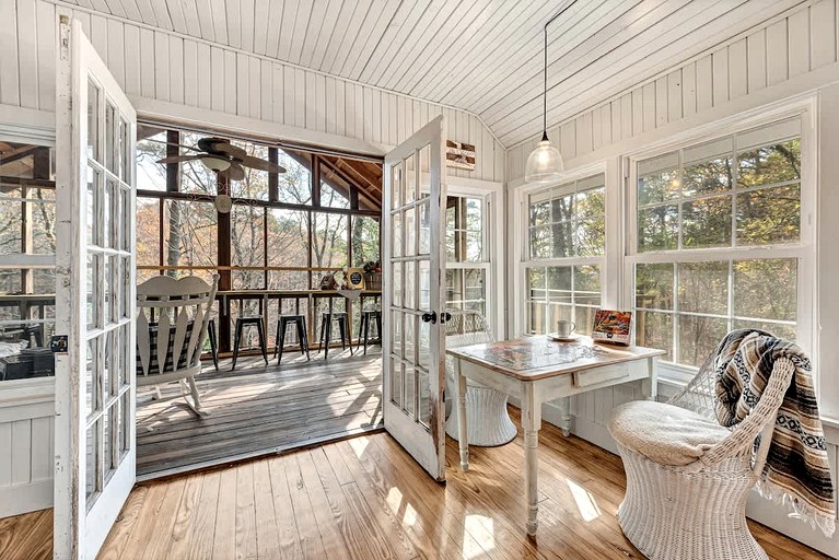 Cabins (United States of America, Siloam Springs, Arkansas)
