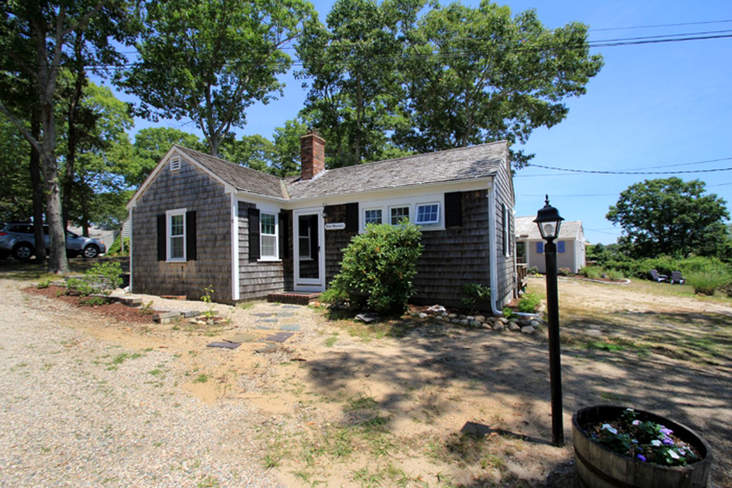 Cottages (Hyannis Port, Massachusetts, United States)