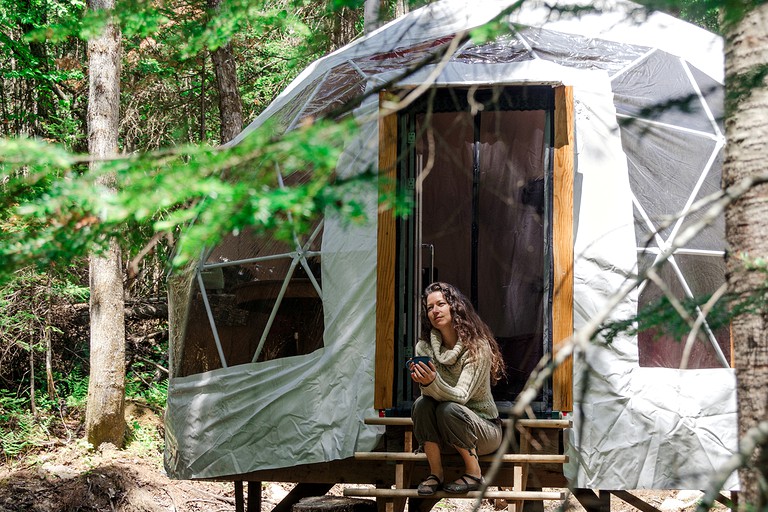 Domes (Lac-Beauport, Quebec, Canada)