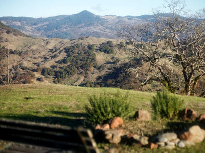 Cabins (Garberville, California, United States)