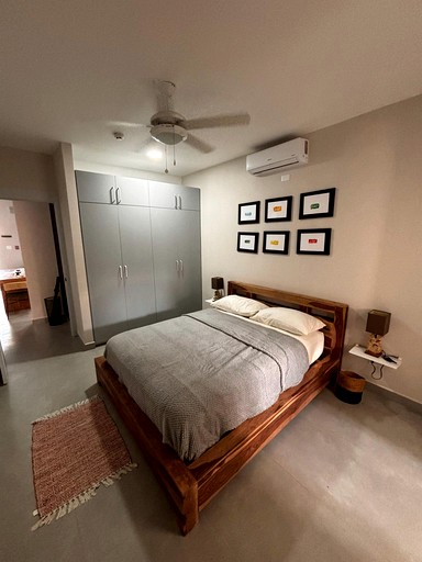 Vacation Rentals (Panama, --, --)