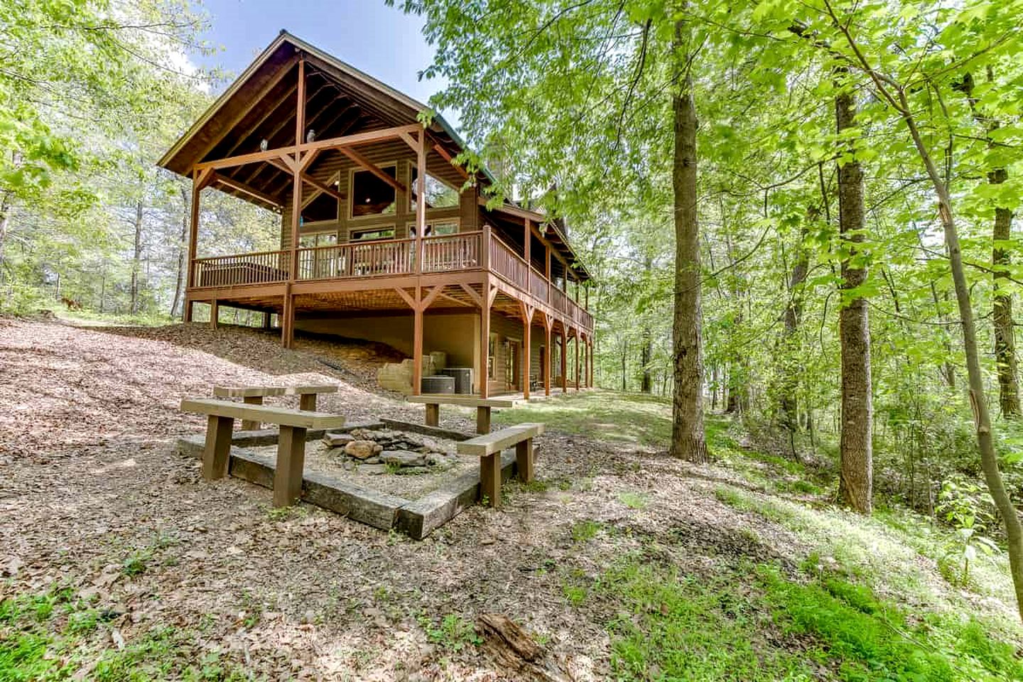 Charming Cabin for Group Glamping Experiences near Atlanta, Georgia