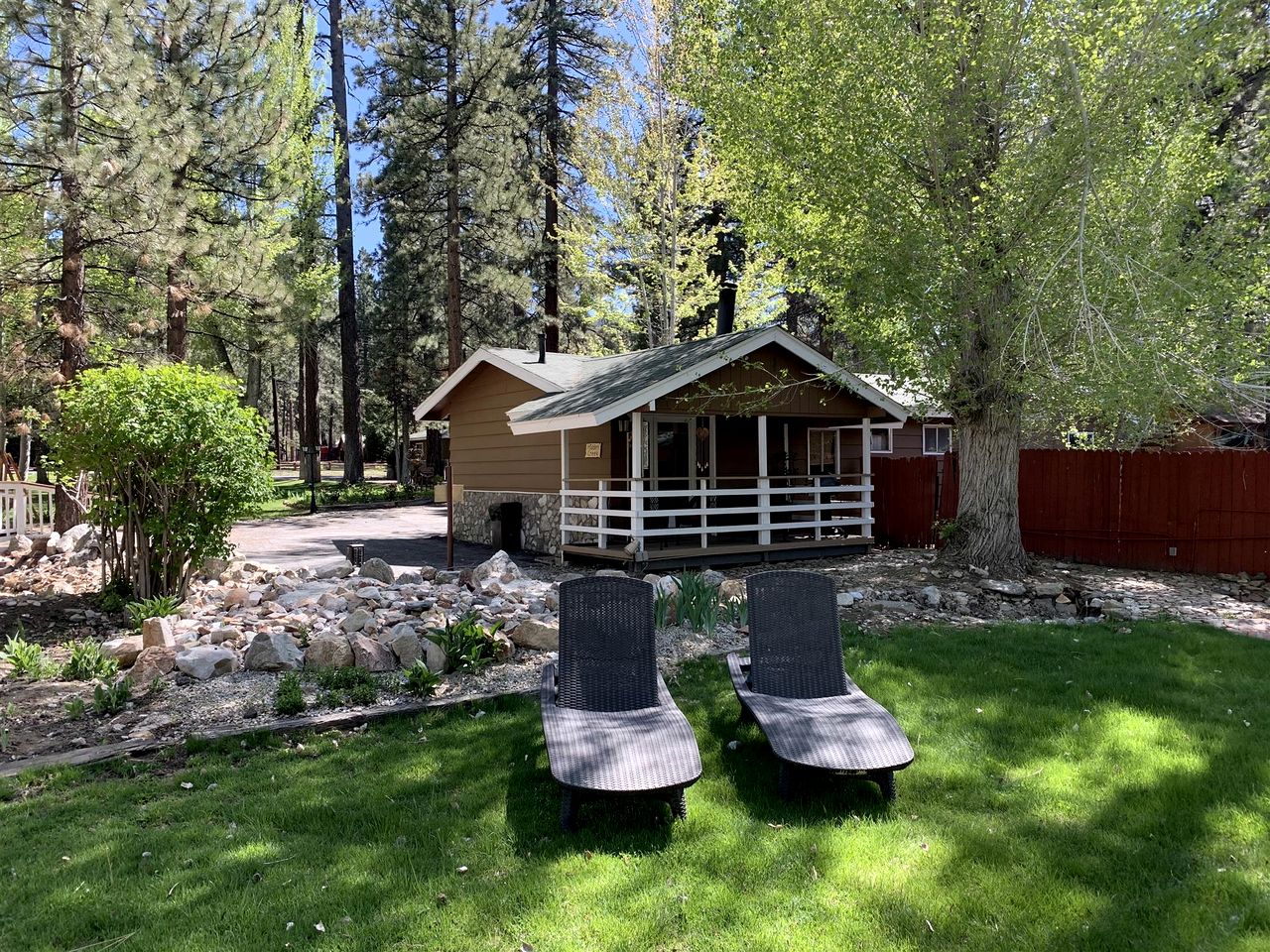 Romantic Cabin with Fireplace for a Cozy Weekend Escape to Big Bear Mountain