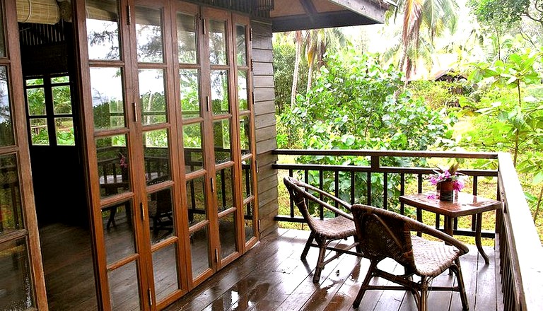 Huts (Surat Thani, Southern Thailand, Thailand)
