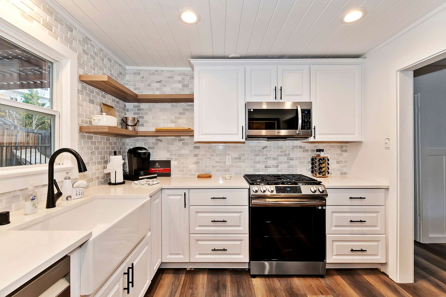 Highland Cedar Cabin for Relaxing Getaways and Cozy Escapes in Big Bear Lake, California