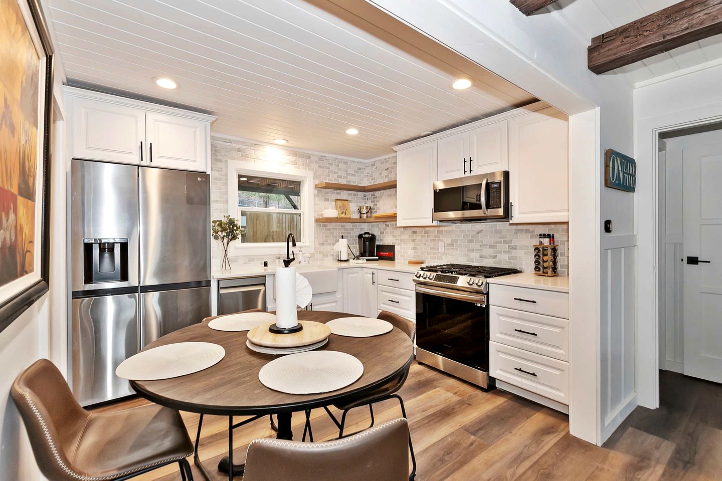 Highland Cedar Cabin for Relaxing Getaways and Cozy Escapes in Big Bear Lake, California