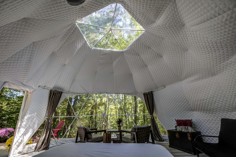 Domes (Canada, Petawawa, Ontario)