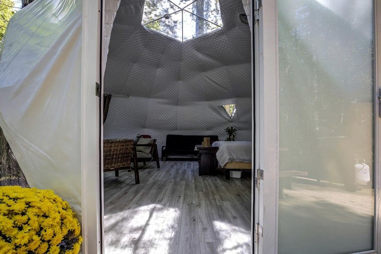 Domes (Canada, Petawawa, Ontario)