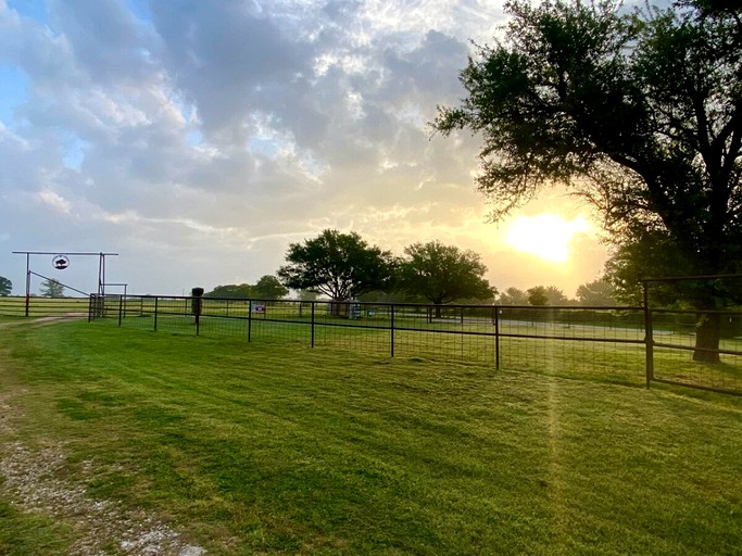 Cabins (United States of America, Bryan, Texas)