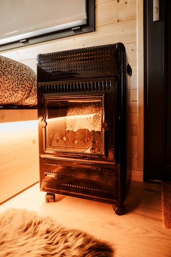 Vacation Rentals (France, Charbonnières-les-Vieilles, Auvergne-Rhône-Alpes)