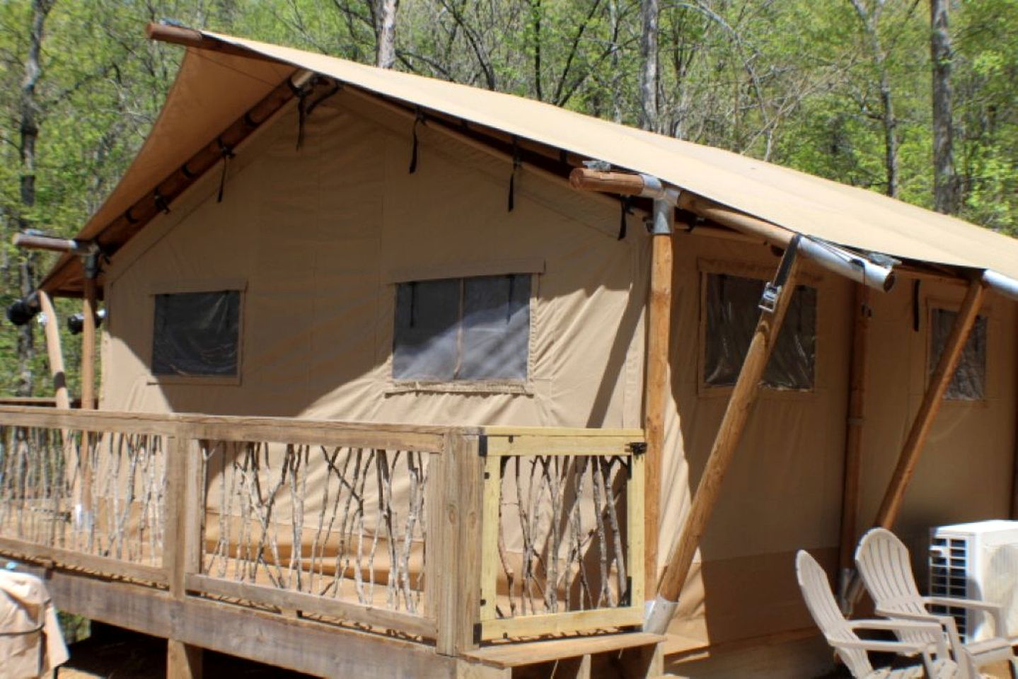 Yurts (United States of America, Trenton, Georgia)
