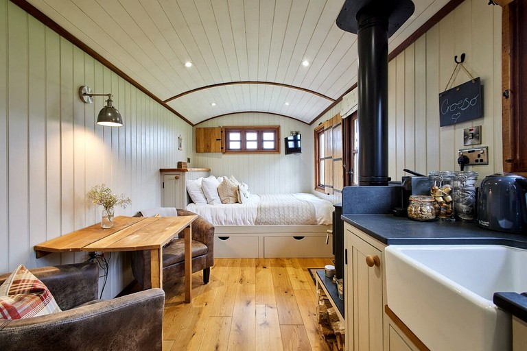 Tiny Houses (United Kingdom, --, Wales)
