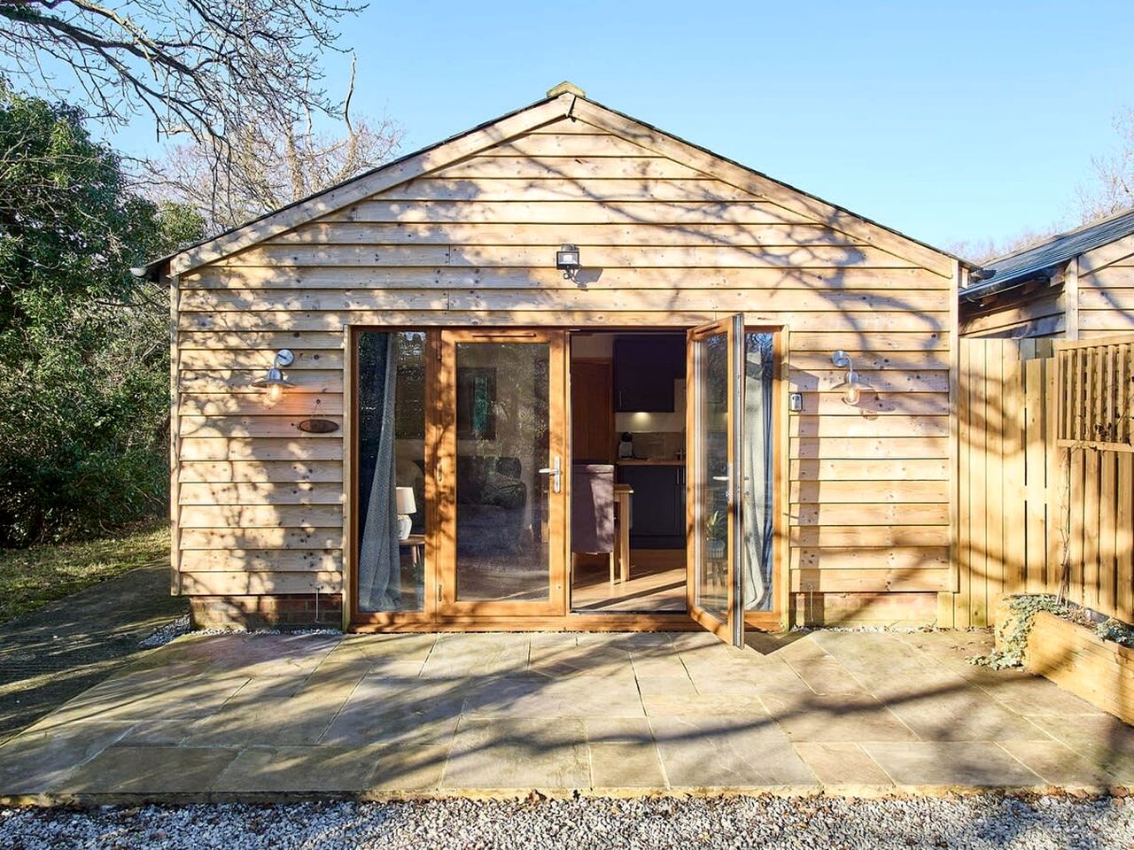Peaceful Barn for a Romantic Escape by the Saxon Shore Way near Ashford, England