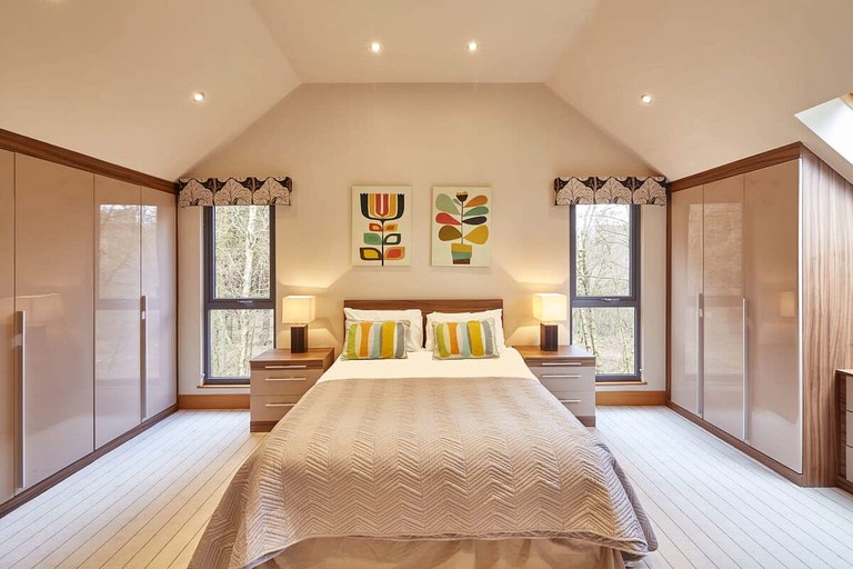 Cabins (United Kingdom, Whitby, England)