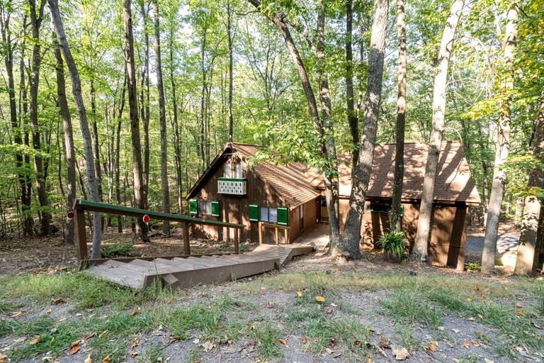 Cabins (United States of America, Hedgesville, West Virginia)