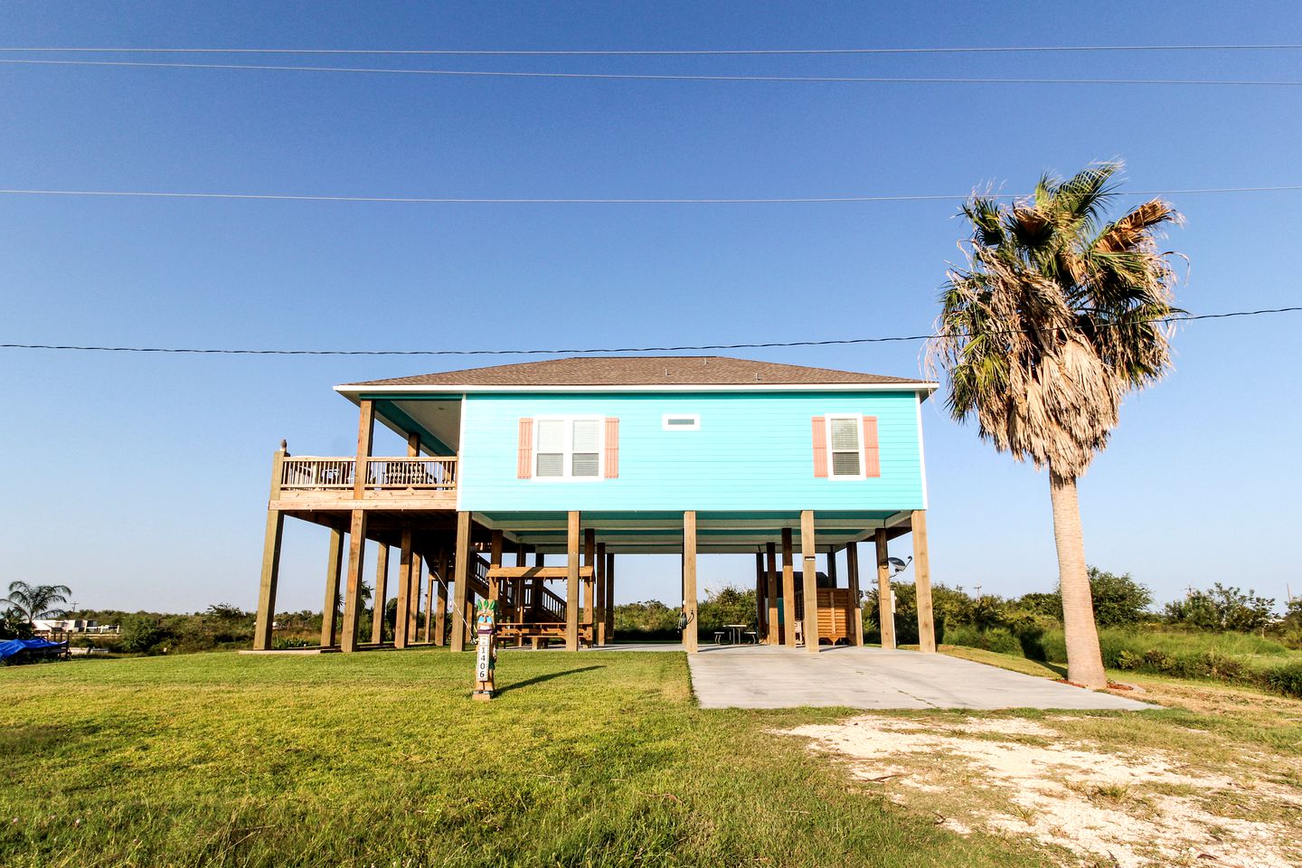 Beach Houses (Port Bolivar, Texas, United States)