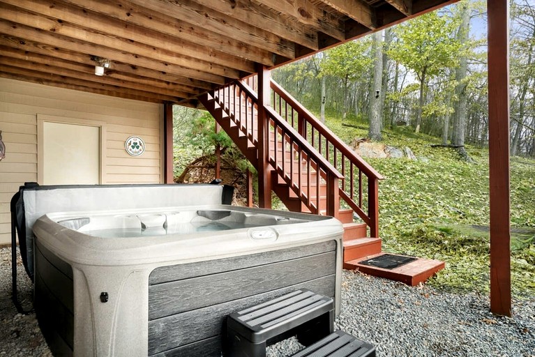 Cabins (United States of America, Berkeley Springs , West Virginia)