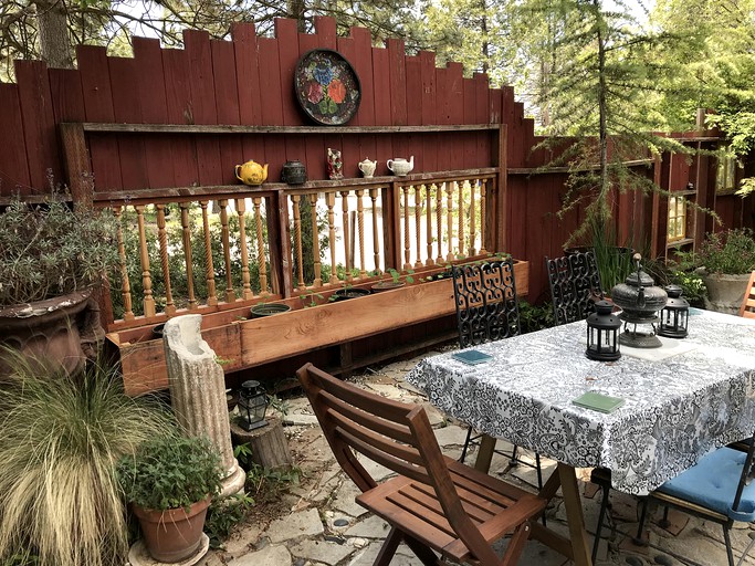Cabins (Miramonte, California, United States)