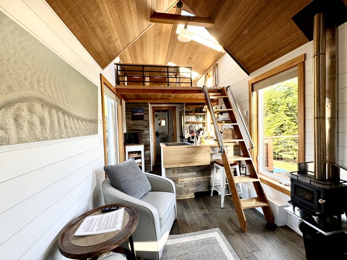 Tiny Houses (United States of America, Waldport, Oregon)