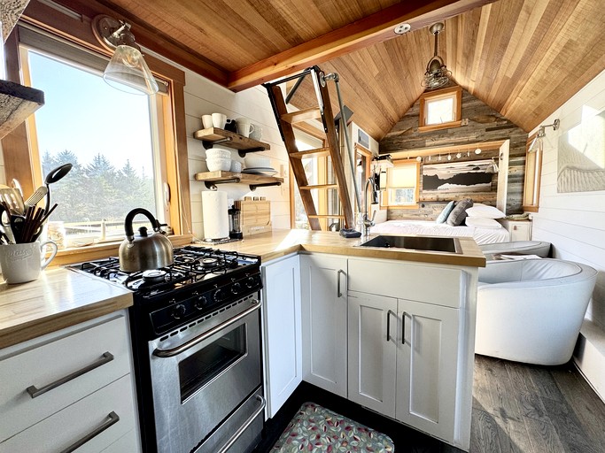 Tiny Houses (United States of America, Waldport, Oregon)