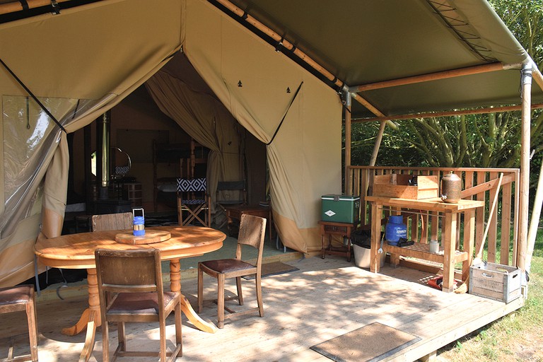 Glamping in Norfolk: luxury beach tent rental