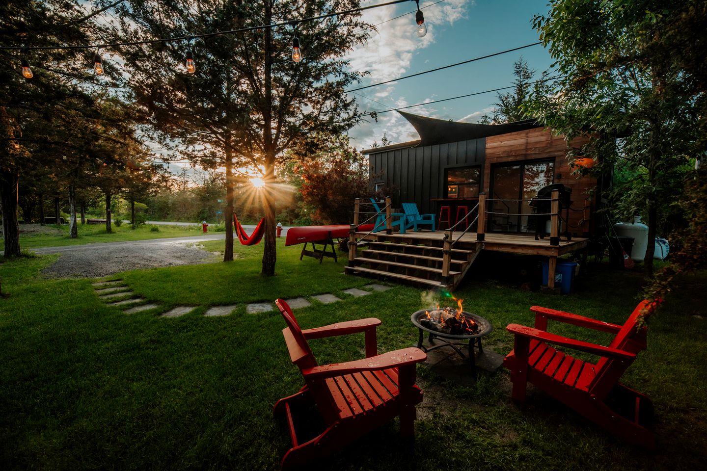 Tiny Houses (Canada, Deseronto, Ontario)