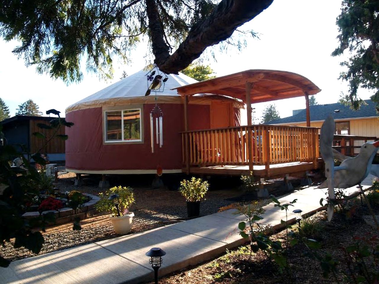 Yurts (Veneta, Oregon, United States)